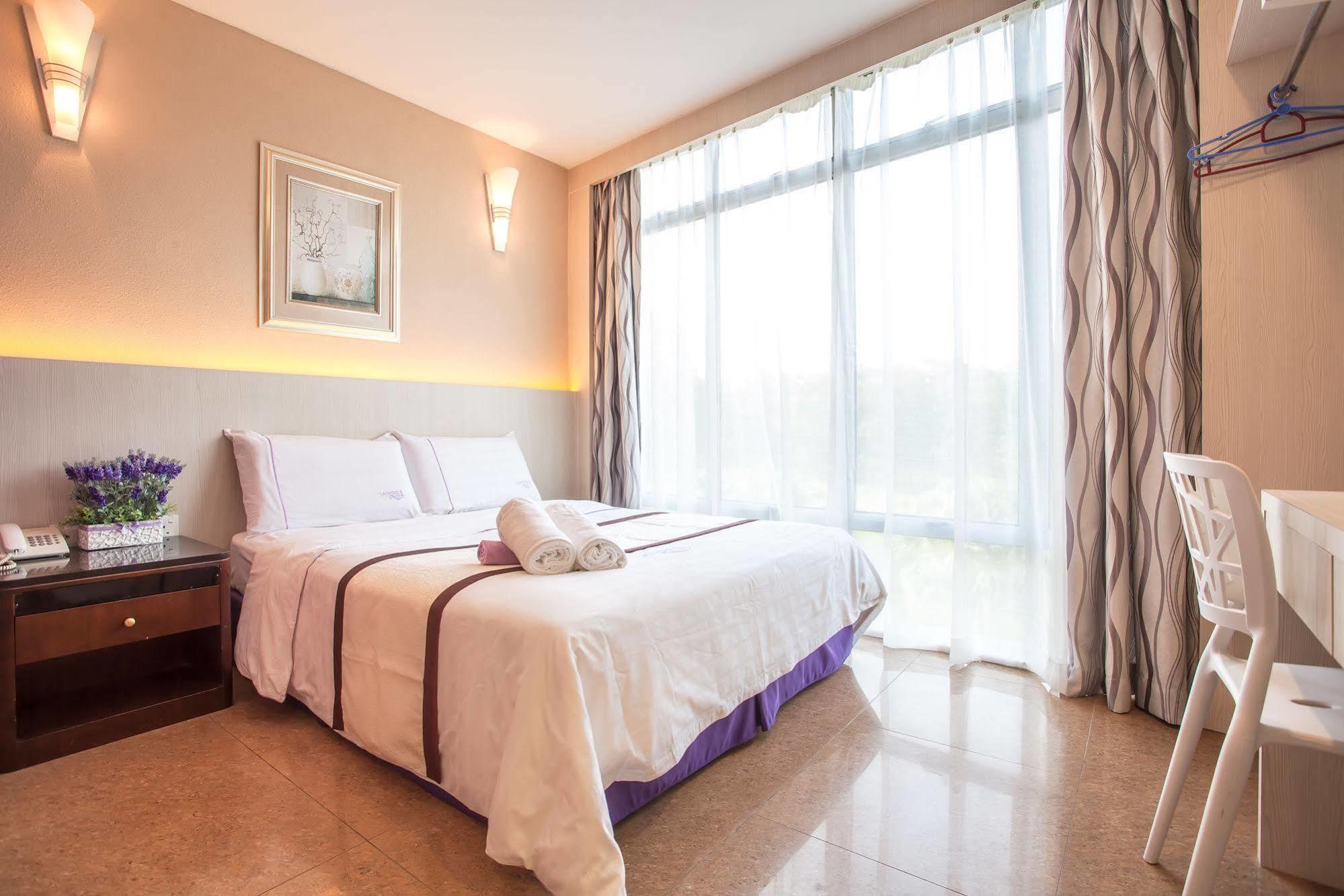 Lavender Inn Nusa Bestari ジョホールバル エクステリア 写真