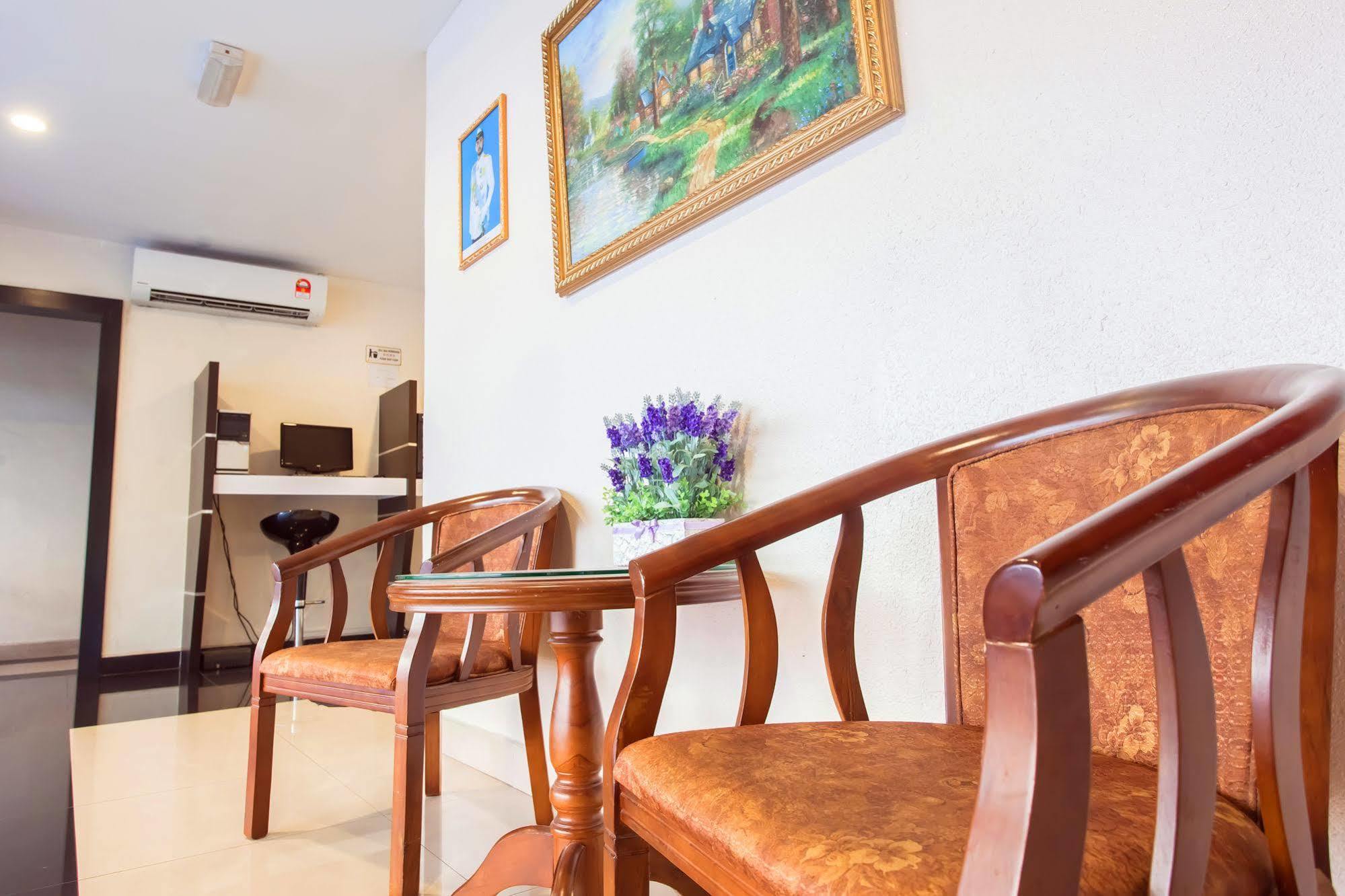 Lavender Inn Nusa Bestari ジョホールバル エクステリア 写真