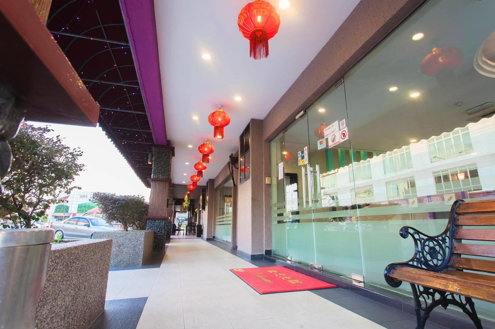 Lavender Inn Nusa Bestari ジョホールバル エクステリア 写真